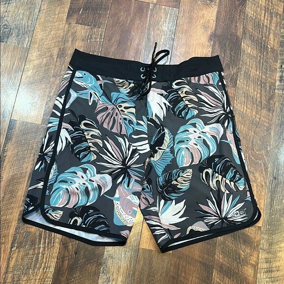 Salty Crew Men's Black and Blue board shorts 31 (UBUP2) - Picture 1 of 5